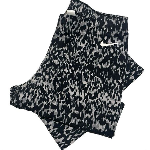 Nike Club Leggings - Picture 5 of 6